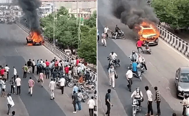 When a driverless car catches fire and rushes down the road in Jaipur, drivers panic and run for their own safety.